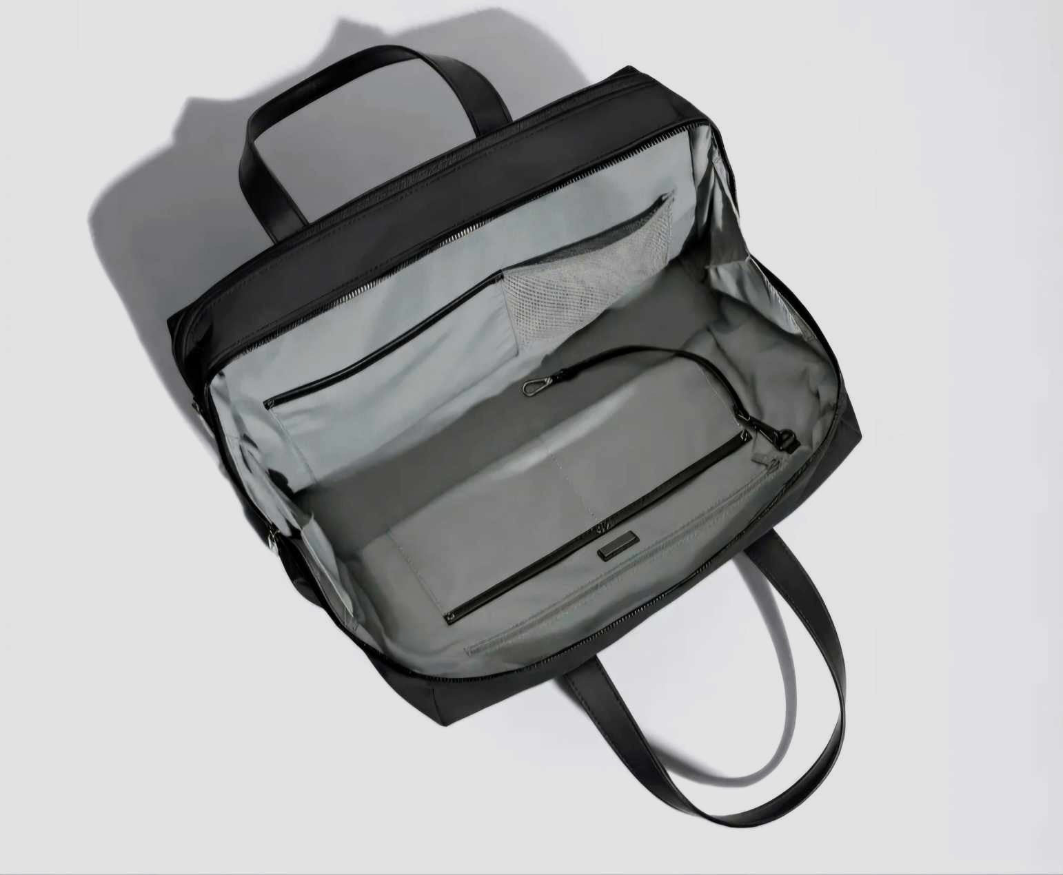 THE EVERYWHERE TASKE