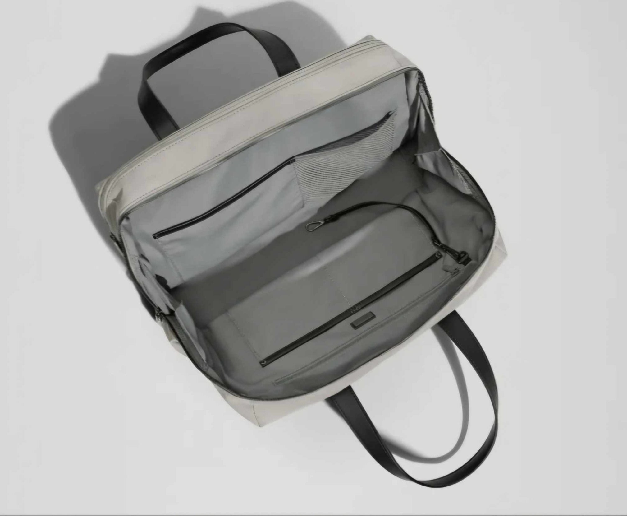 THE EVERYWHERE TASKE