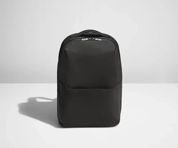 THE EVERYWHERE ZIP BACK